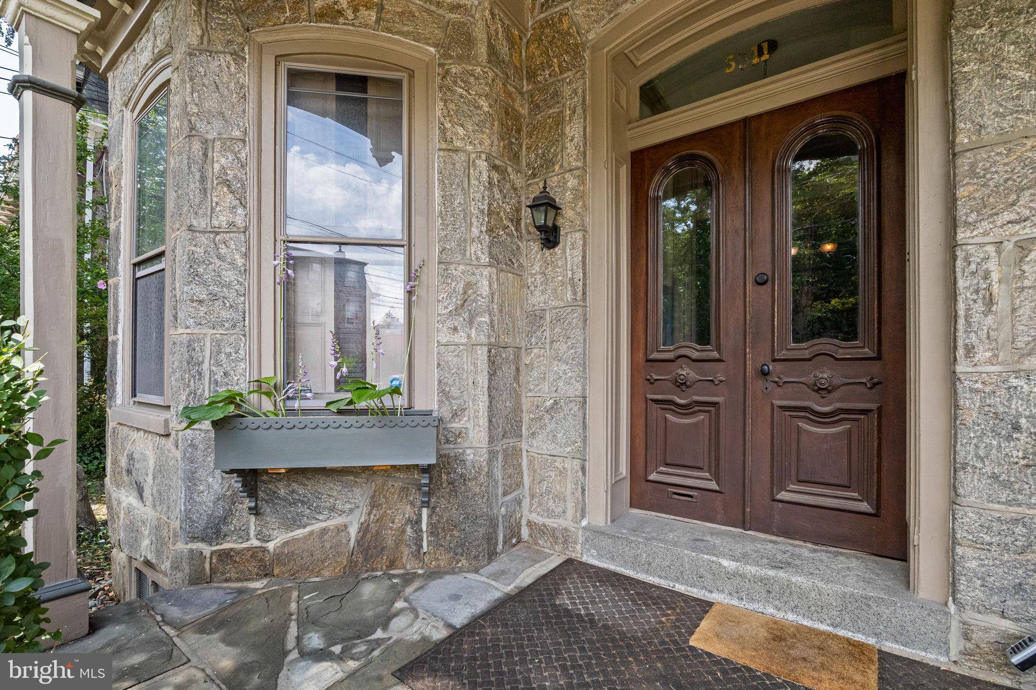 Philadelphia, PA 19144,5911 GREENE ST