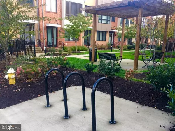 Alexandria, VA 22304,120 CAMBRIA WALK