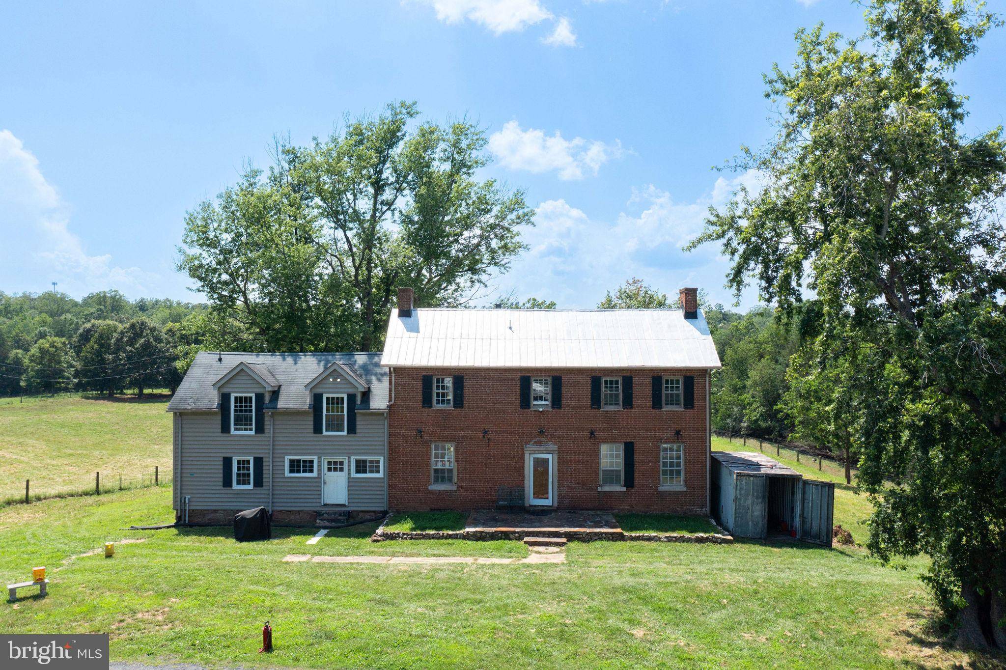 11997 BRISTERSBURG RD, Midland, VA 22728