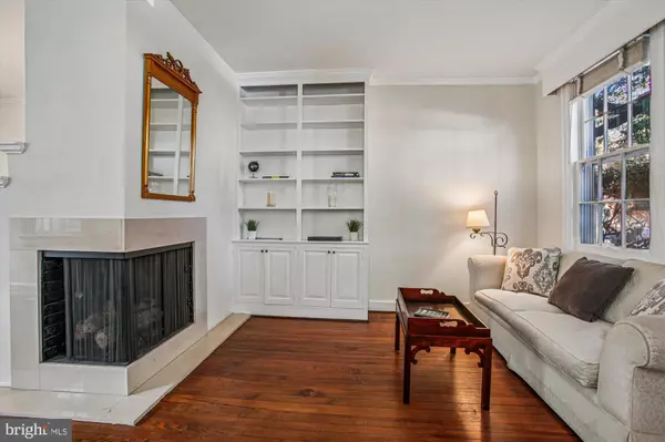 Alexandria, VA 22314,210 GIBBON ST