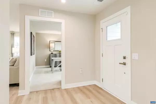 Barboursville, VA 22923,104 GUNNISON DR