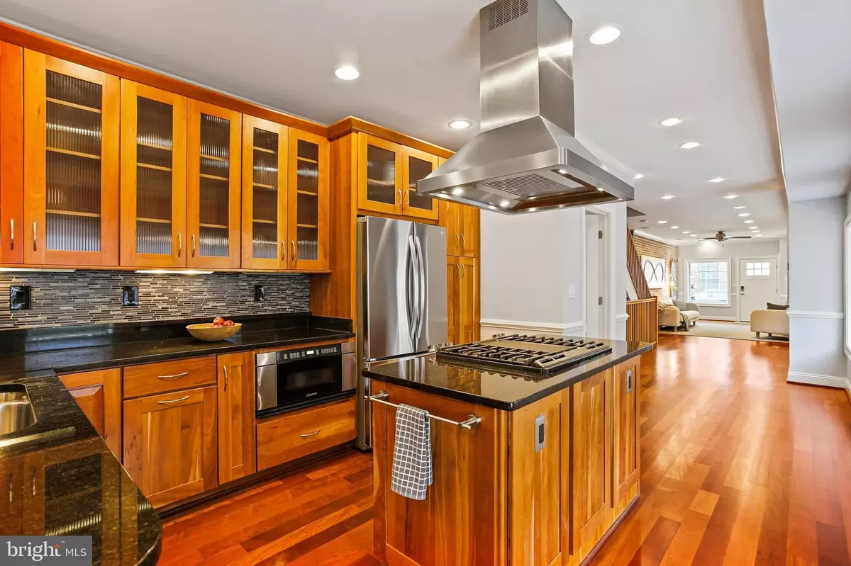 Baltimore, MD 21224,501 S DECKER AVE