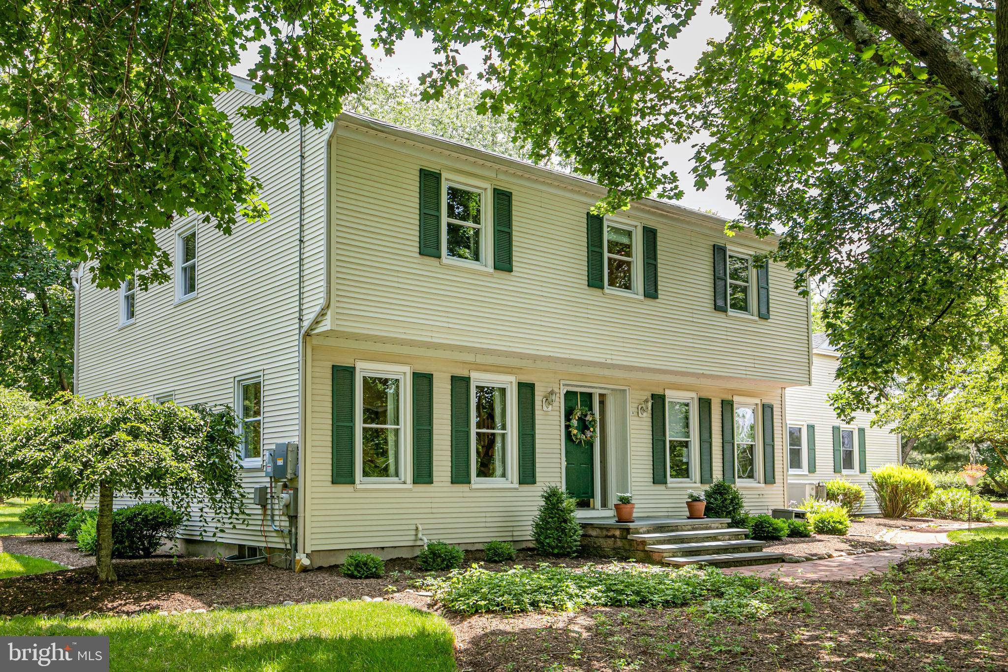 101 MILL POND RD, Belle Mead, NJ 08502