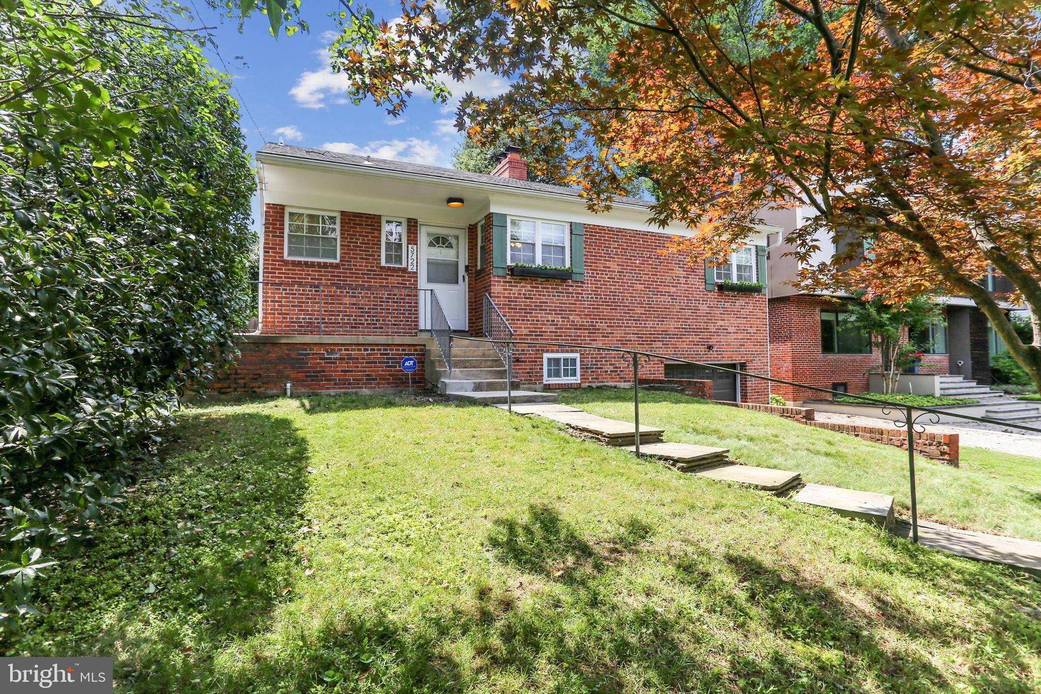 Bethesda, MD 20814,5722 BRADLEY BLVD
