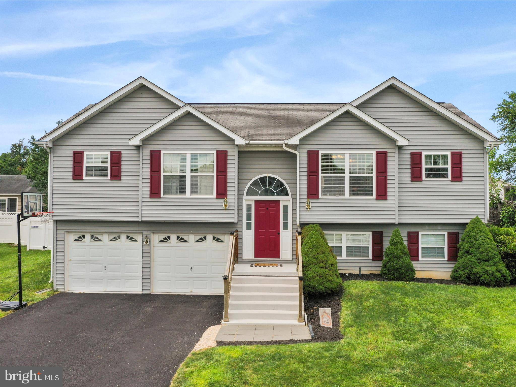 28 EXPEDITION CT, Martinsburg, WV 25403