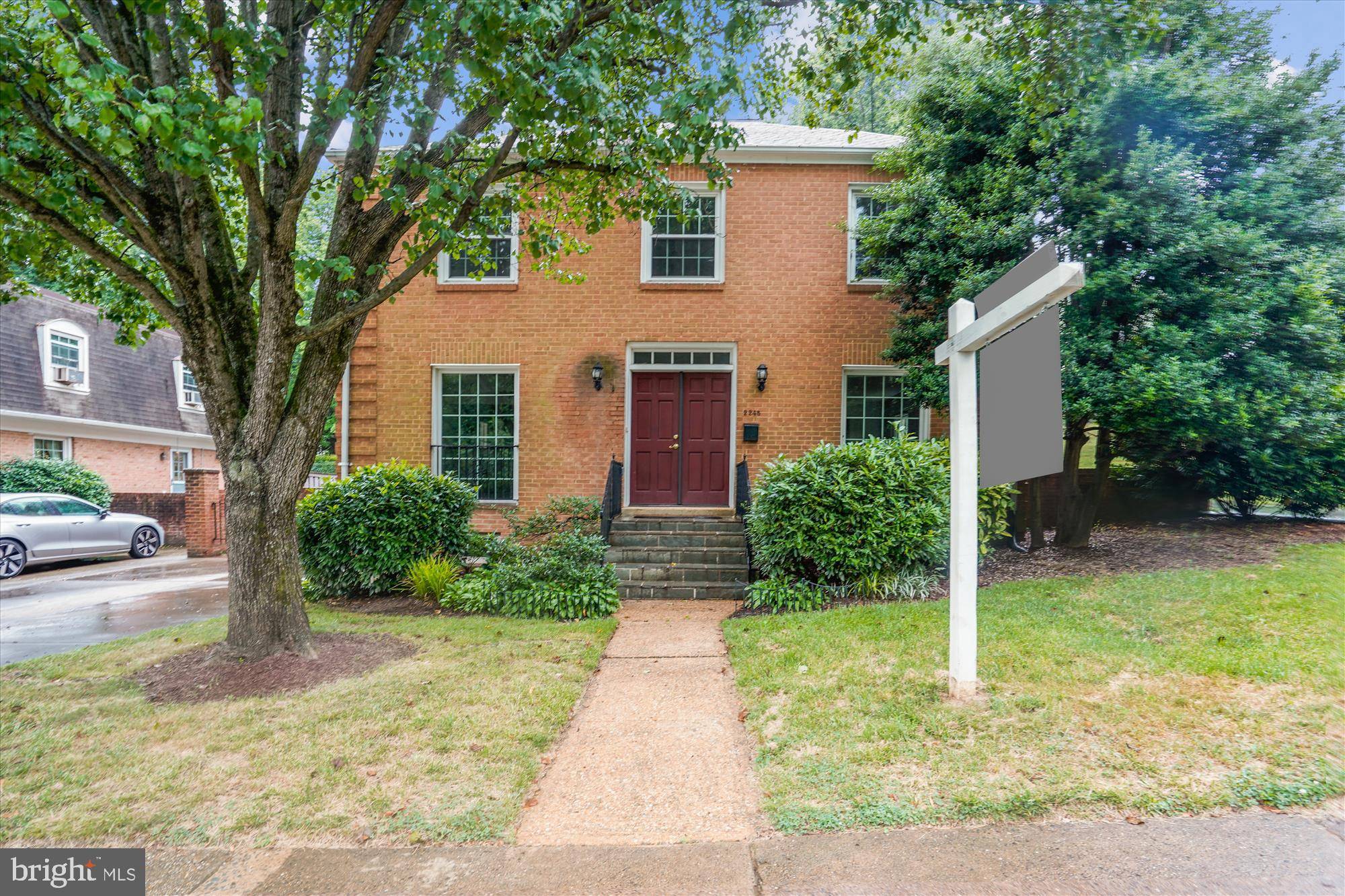 Arlington, VA 22207,2248 MILITARY RD