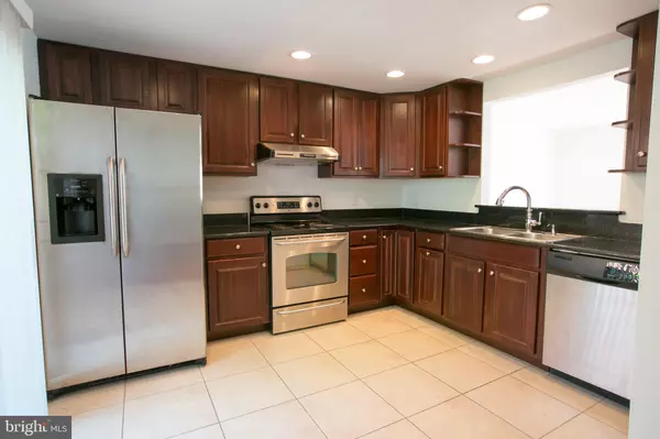 Fairfax, VA 22031,3024 TALKING ROCK DR