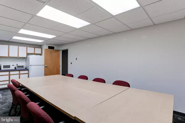 Camp Hill, PA 17011,1525 CEDAR CLIFF DR #205