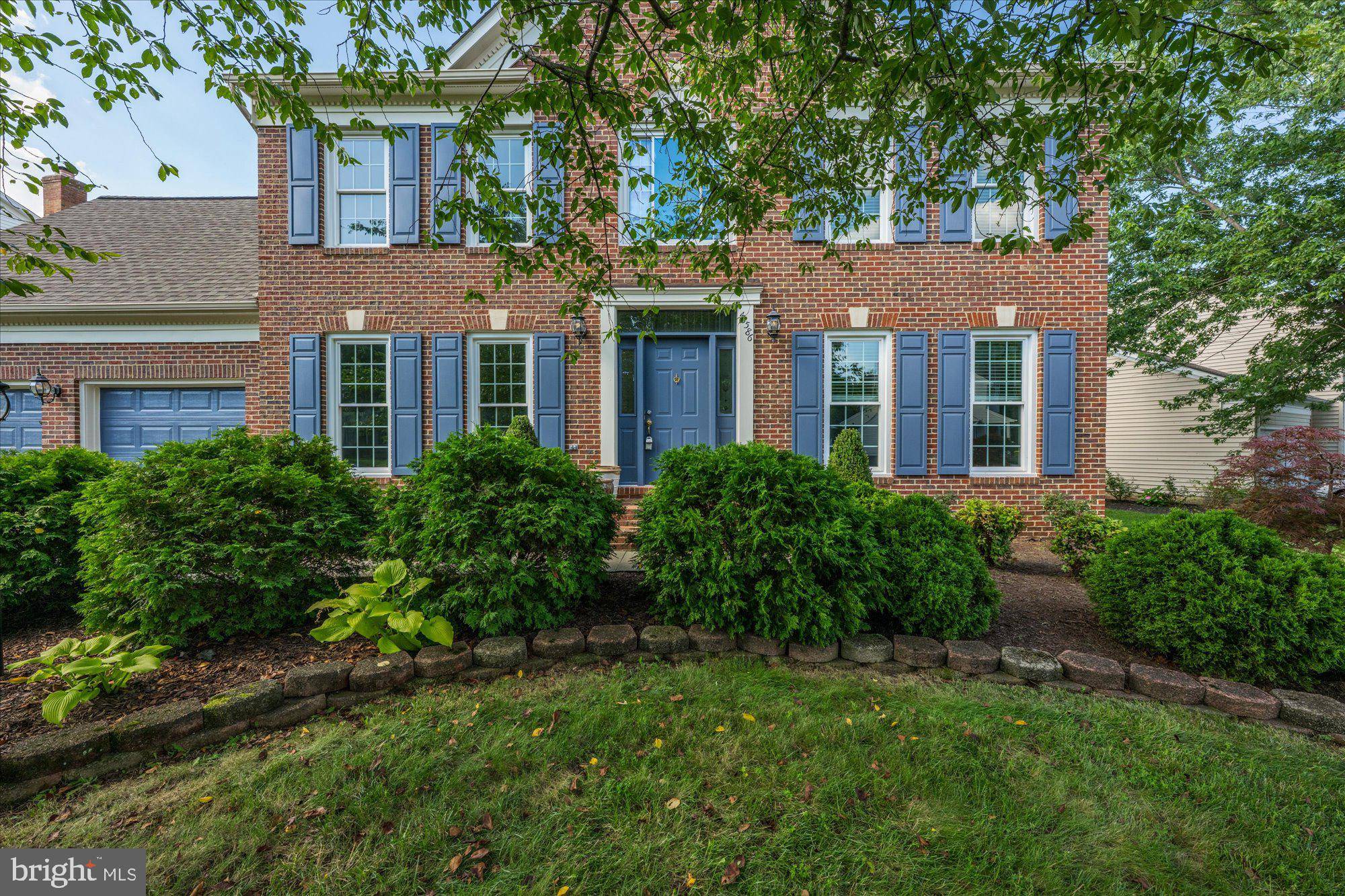 Ashburn, VA 20147,43586 OSAGE CT