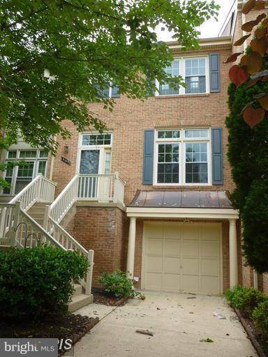 5142 WOODFORD DR, Centreville, VA 20120
