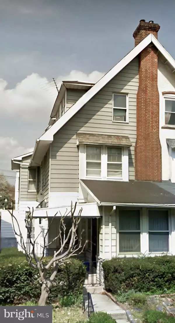 6107 NASSAU RD, Philadelphia, PA 19151