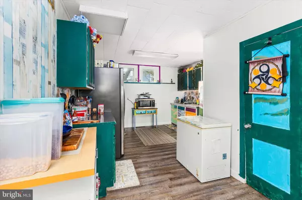 Snow Hill, MD 21863,104 N BAY ST N