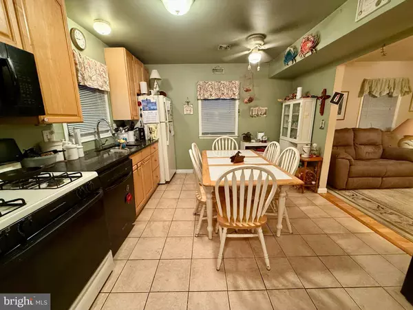 Forked River, NJ 08731,705 ROANOKE DR