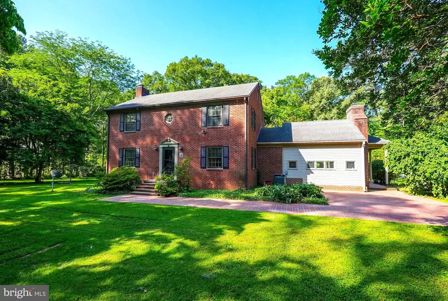 8130 WINDSOR DR, King George, VA 22485