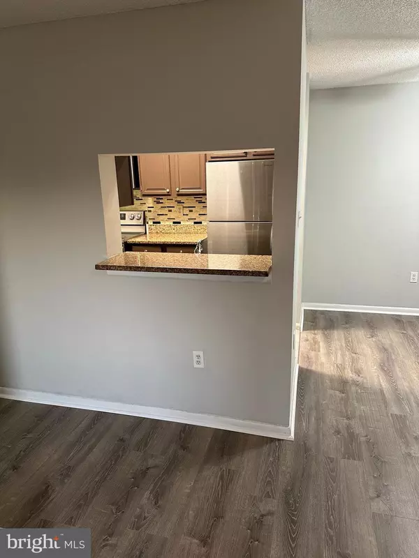 Plainsboro, NJ 08536,505 RAVENS CREST DR E