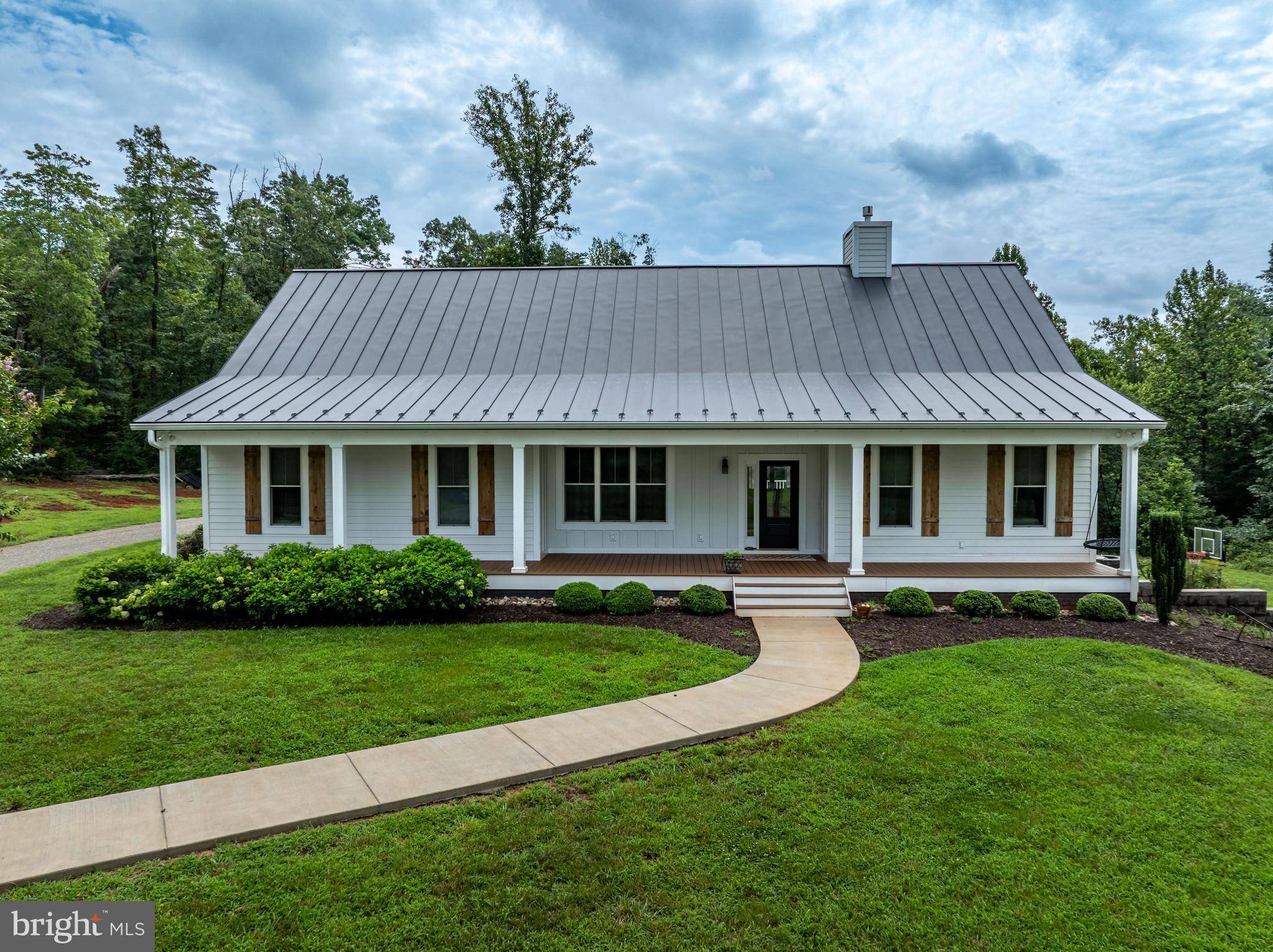 Madison, VA 22727,306 GATE RD