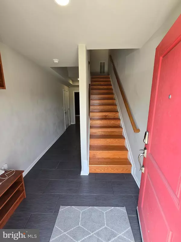 Washington, DC 20032,429 WOODCREST DR SE