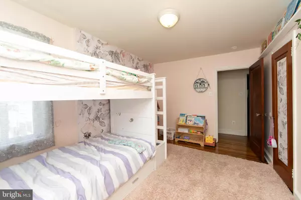 Brooklawn, NJ 08030,107 PARIS AVE