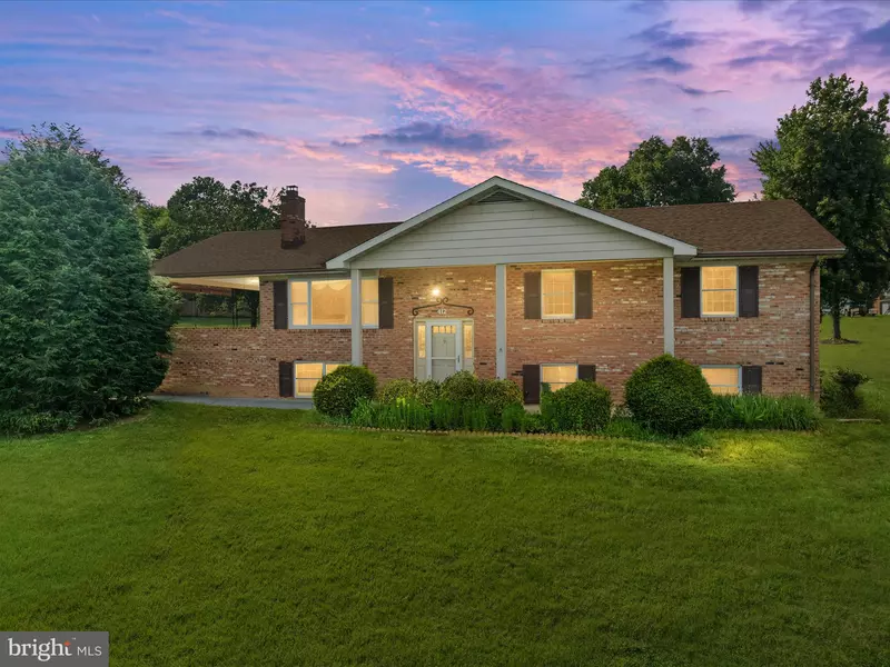 412 HENRY DR, Woodstock, VA 22664