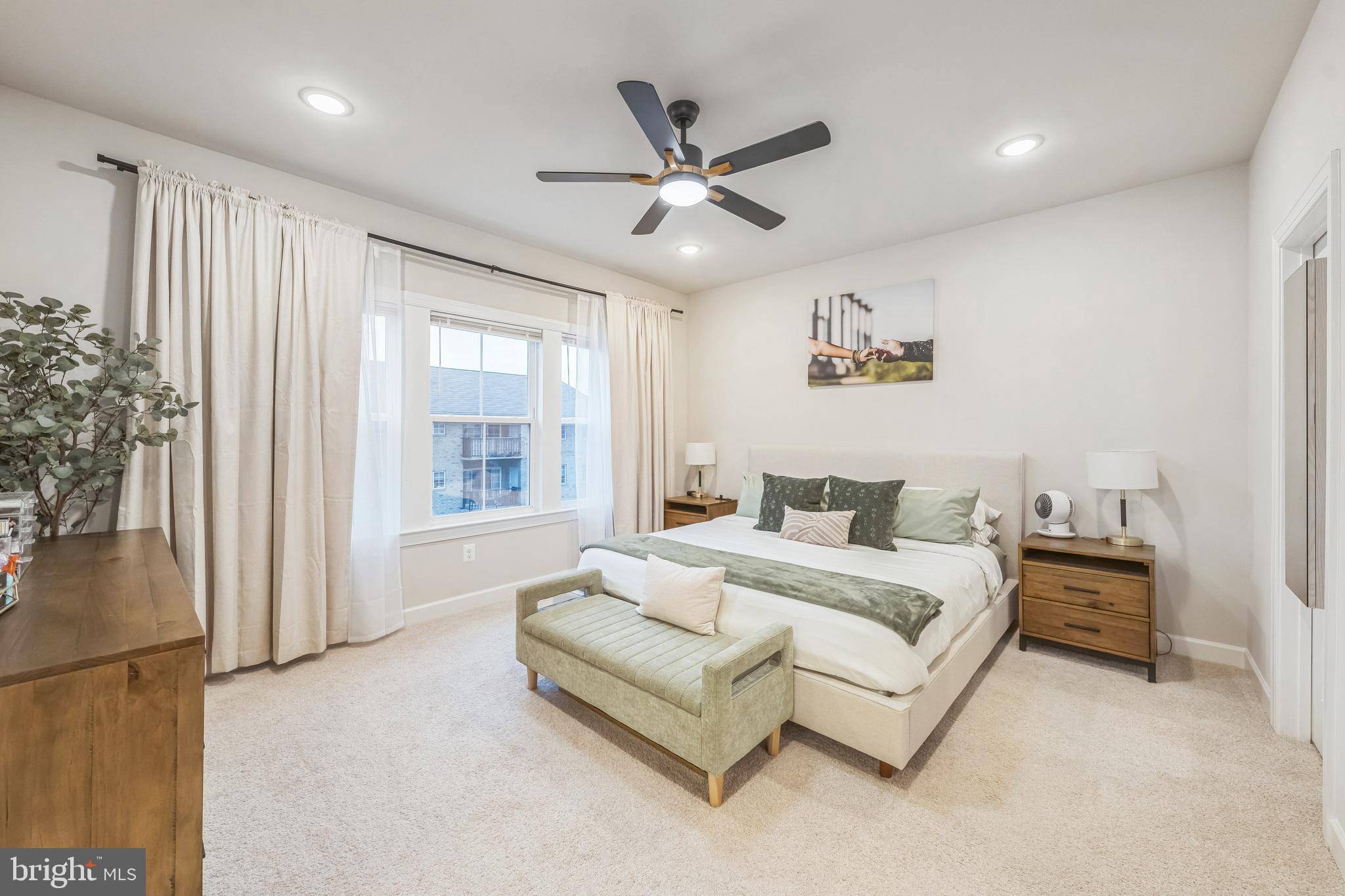 Alexandria, VA 22306,7203 MOUNTAINEER DR