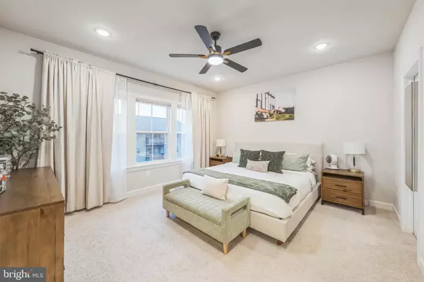 Alexandria, VA 22306,7203 MOUNTAINEER DR
