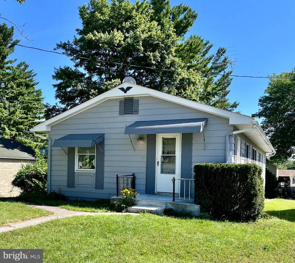 14 COMMERCE ST, Taneytown, MD 21787