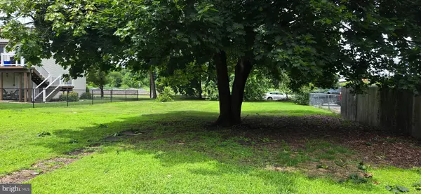 Burlington, NJ 08016,845 BORDENTOWN RD