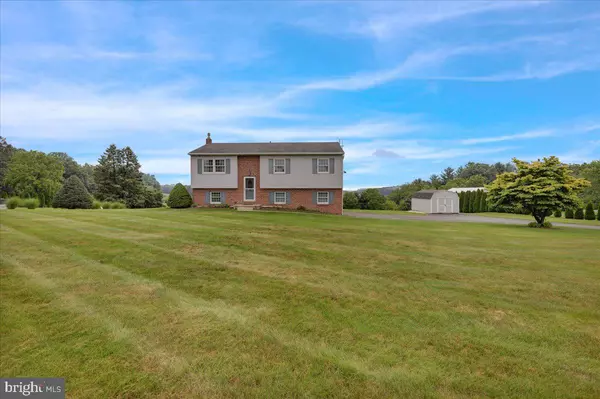 Kutztown, PA 19530,263 DEER RUN RD