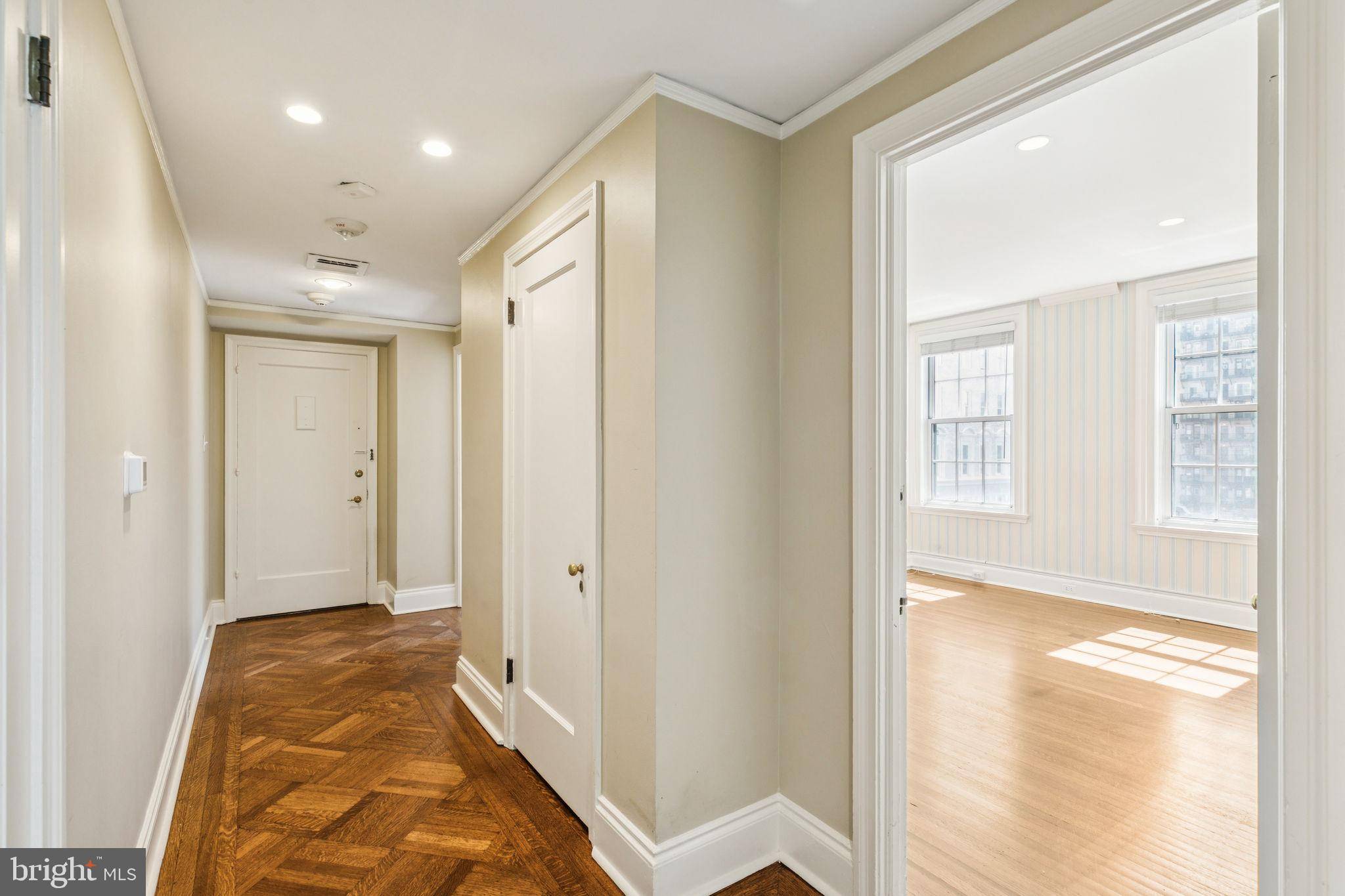 Philadelphia, PA 19103,1800 RITTENHOUSE SQ #702