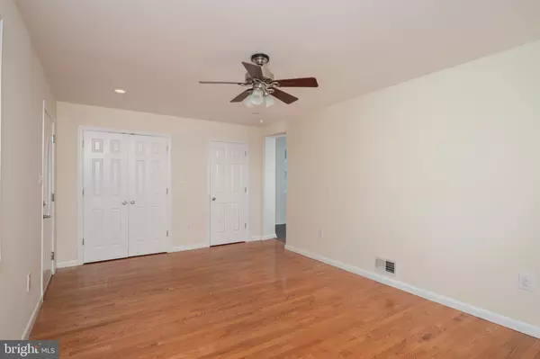 Conshohocken, PA 19428,411 ROBERTS AVE