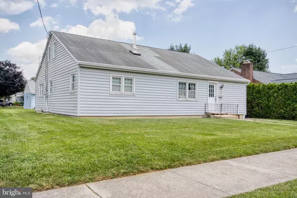 140 N PRINCE ST, Palmyra, PA 17078