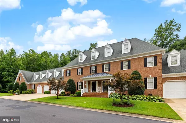 Fredericksburg, VA 22408,3905 CORBIN HALL LN