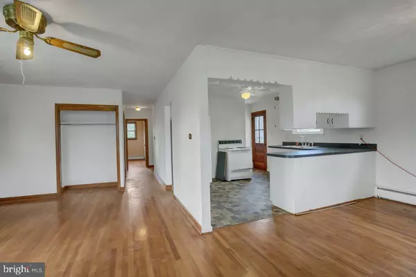 Chambersburg, PA 17202,806 HIGHLAND DR