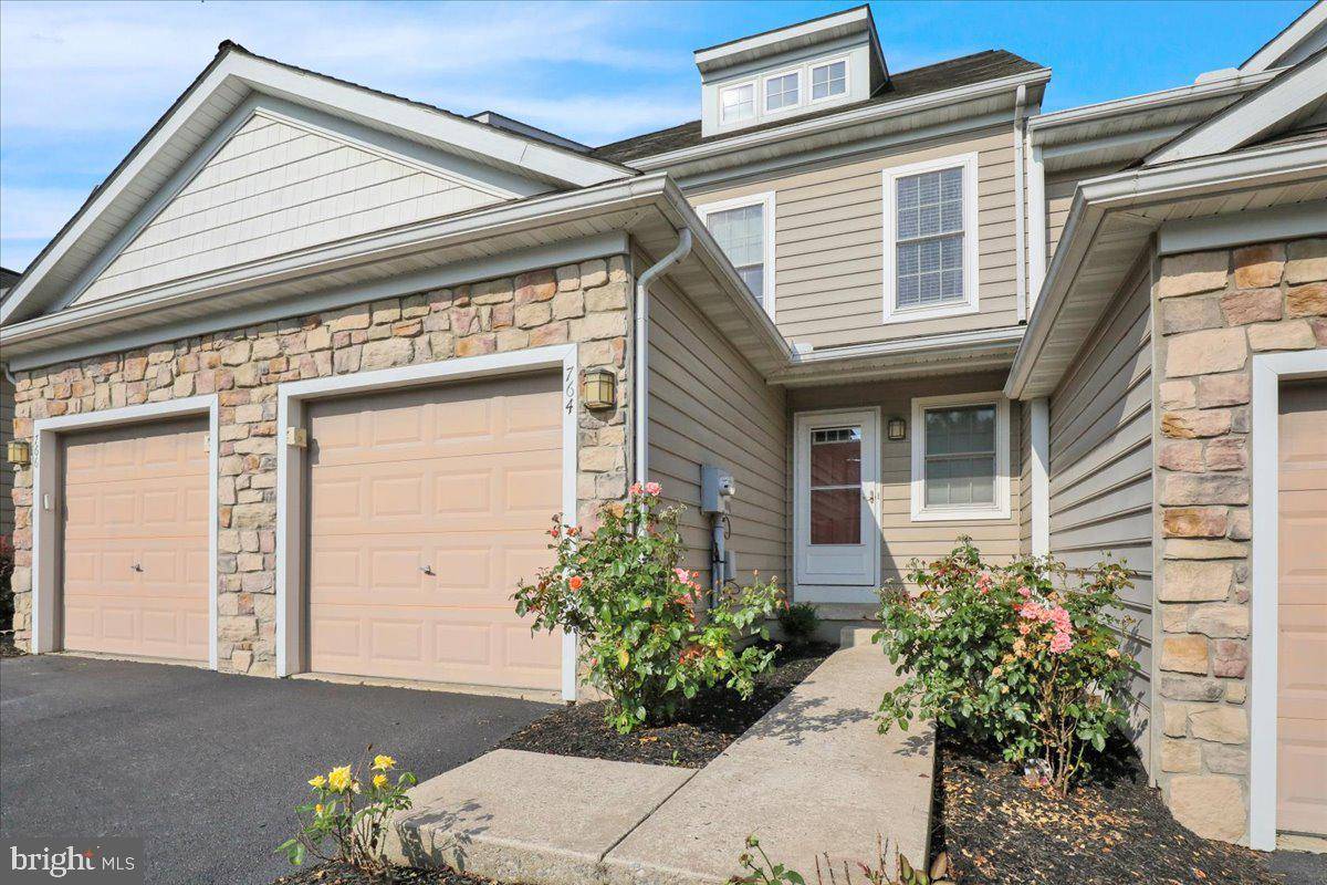 764 KELLER DR, Lititz, PA 17543