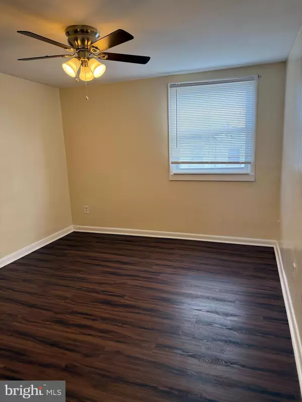 Upper Darby, PA 19082,7122-2ND FLOOR CLINTON RD