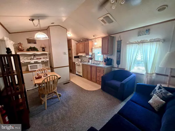 Marmora, NJ 08223,516 ROUTE 9 S #W6