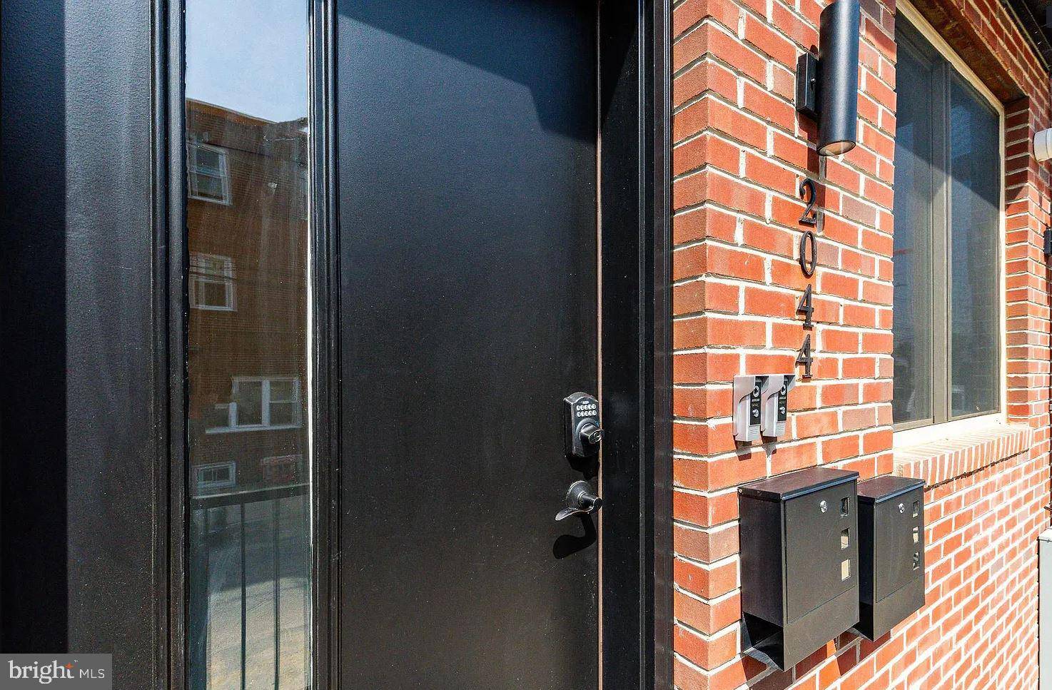 Philadelphia, PA 19122,2044 N 3RD ST #1