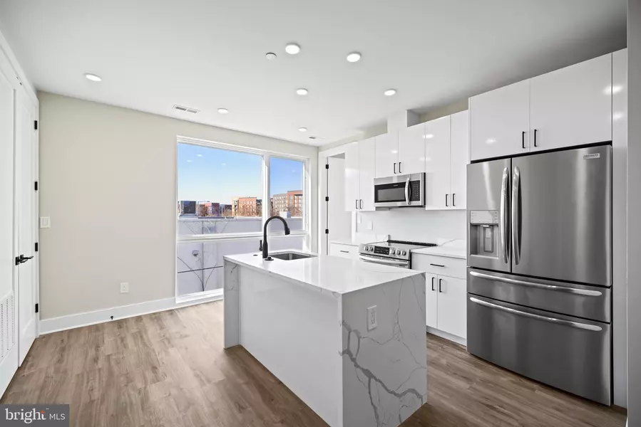 824 18TH ST NE #303, Washington, DC 20002