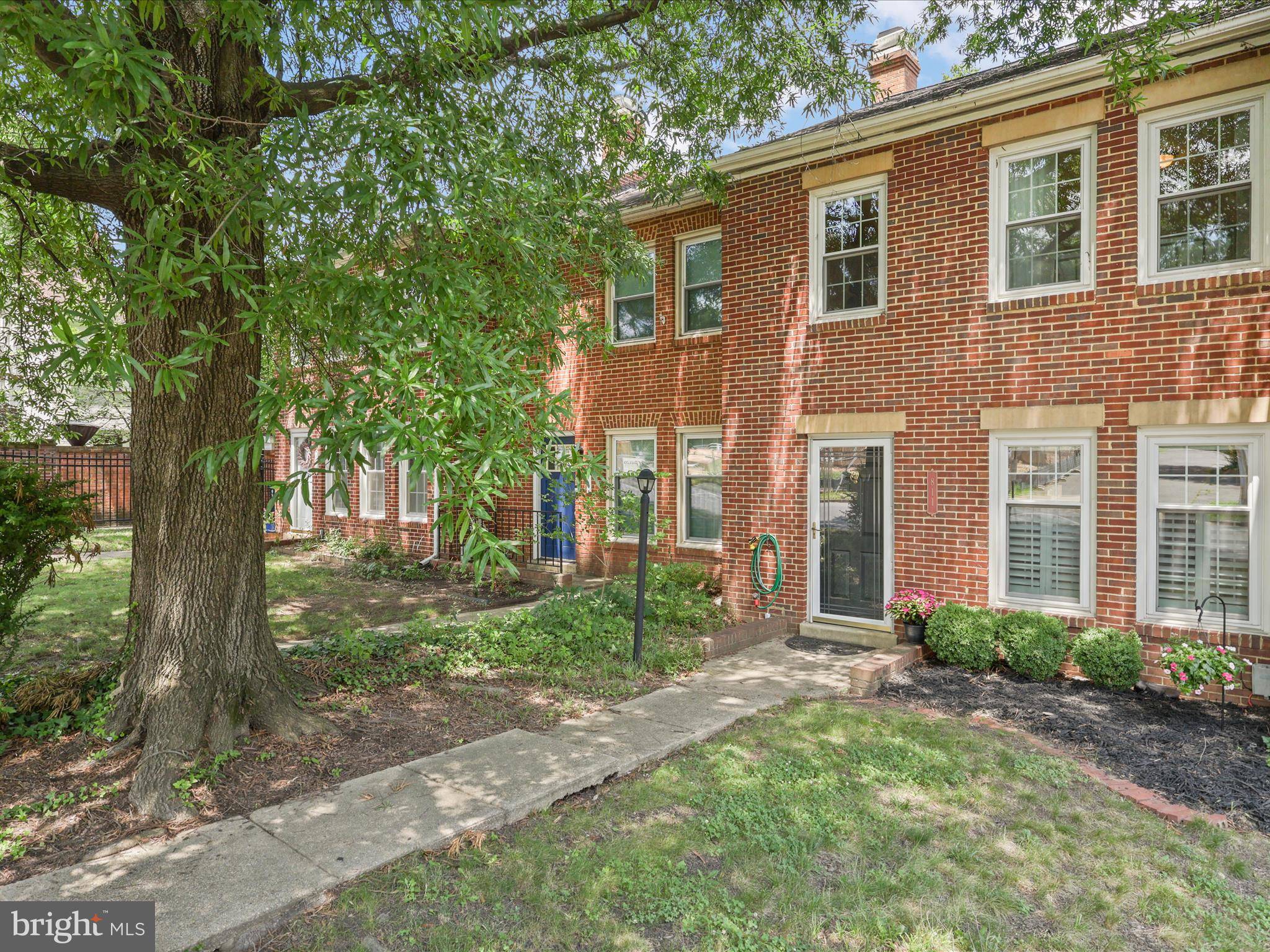 Alexandria, VA 22314,811 GIBBON ST