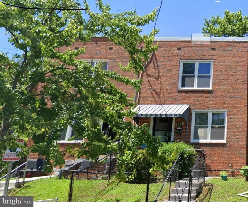 Washington, DC 20032,744 UPSAL ST SE