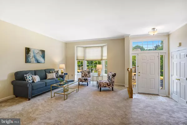 Alexandria, VA 22315,7044 FIELDHURST CT