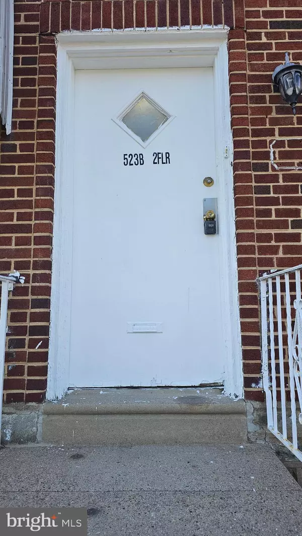 Philadelphia, PA 19120,523 E TABOR RD #2