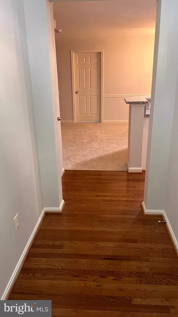Germantown, MD 20874,18805 SPARKLING WATER DR #7/201