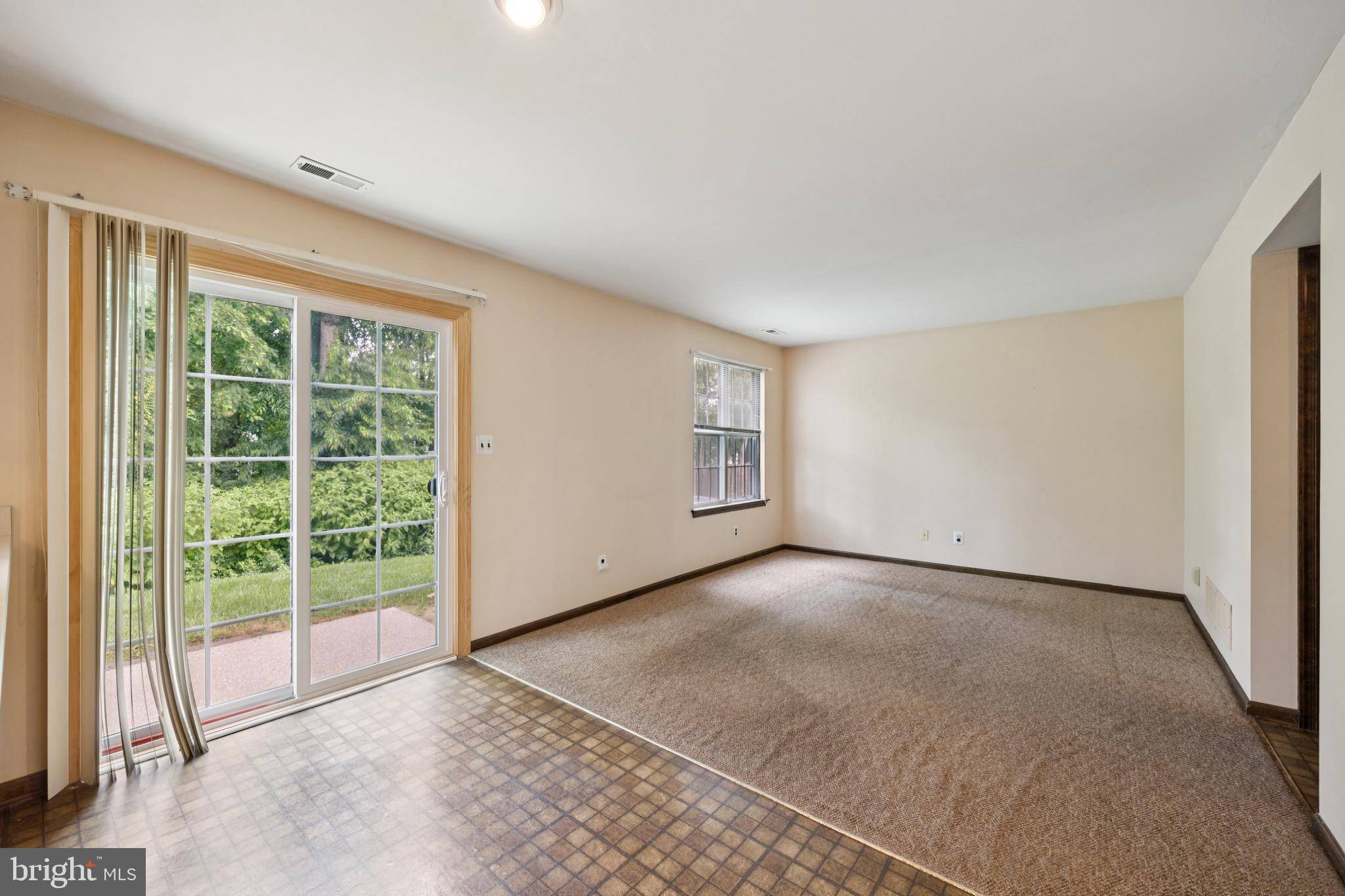 Clementon, NJ 08021,3 WOODMILL DR