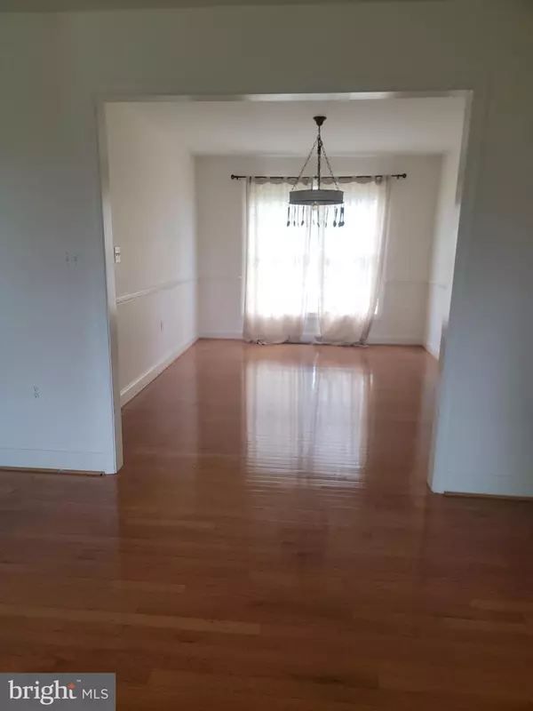 Culpeper, VA 22701,915 VIRGINIA AVE