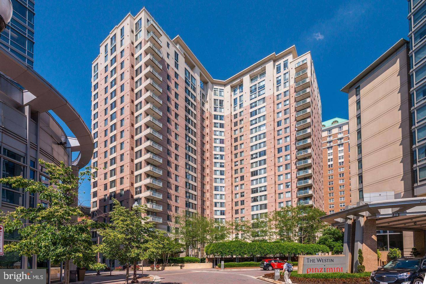 851 N GLEBE RD #PH07, Arlington, VA 22203