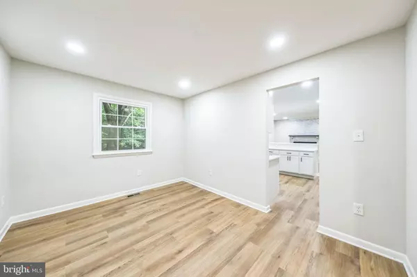 White Plains, MD 20695,3890 STONEYBROOK RD