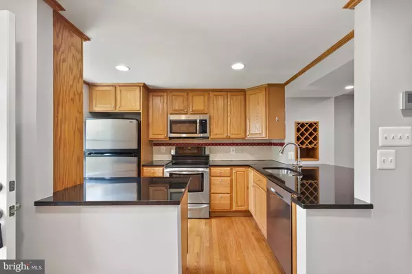 Centreville, VA 20121,13626 FOREST POND CT