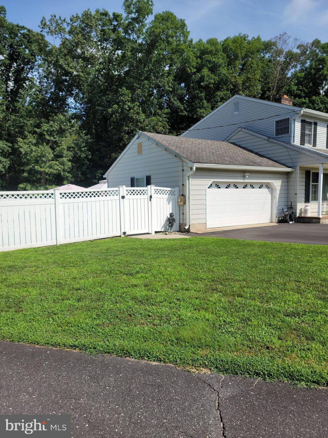 Newfield, NJ 08344,6 SHERWOOD CT