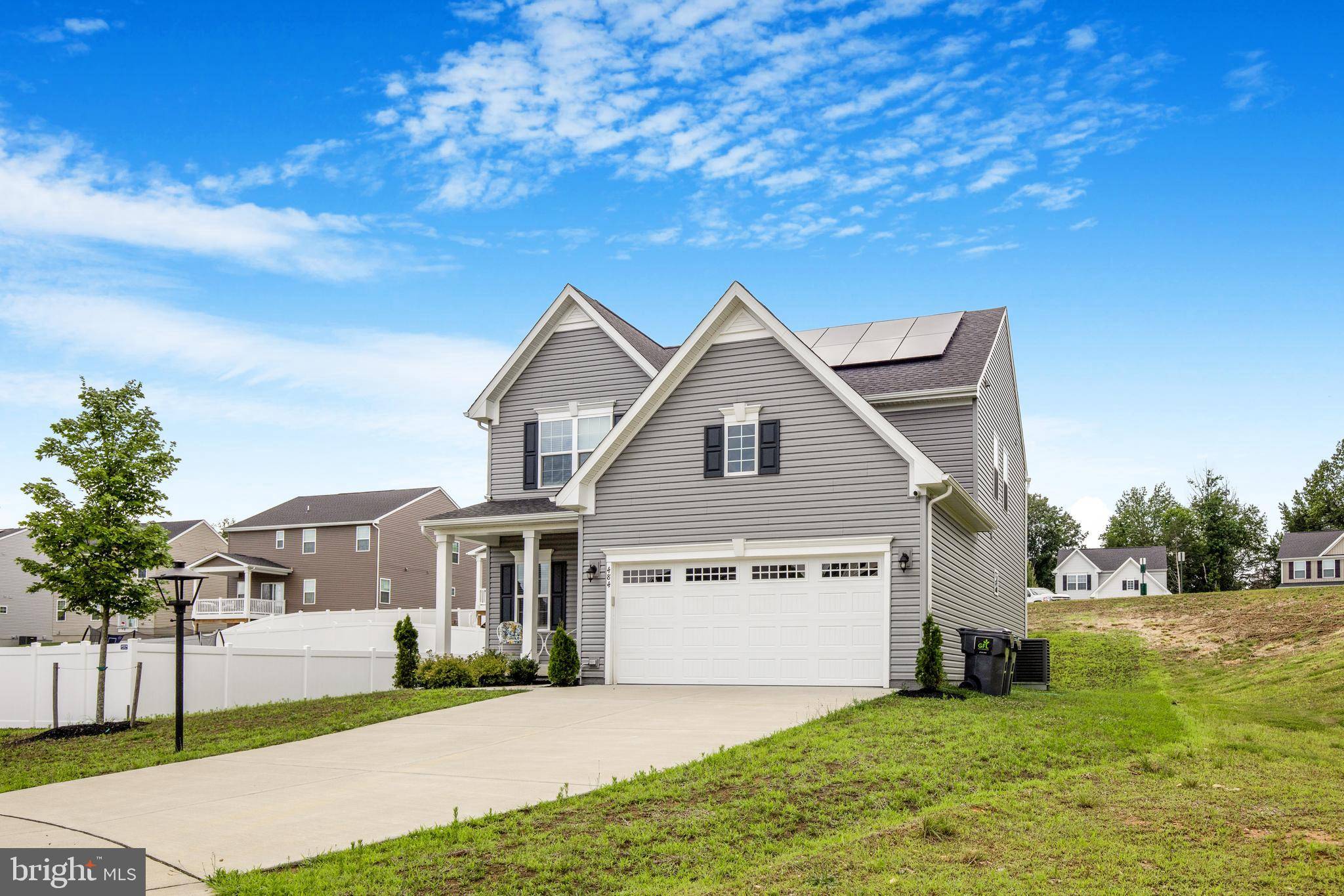 Fredericksburg, VA 22405,484 BRIDGEPOINT DR